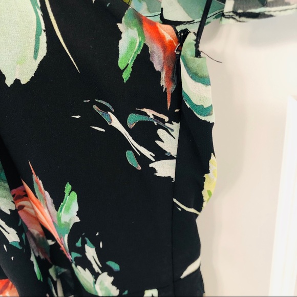 Gianni Bini Tropical Twist Back Jumpsuit, Size M - Picture 8 of 8